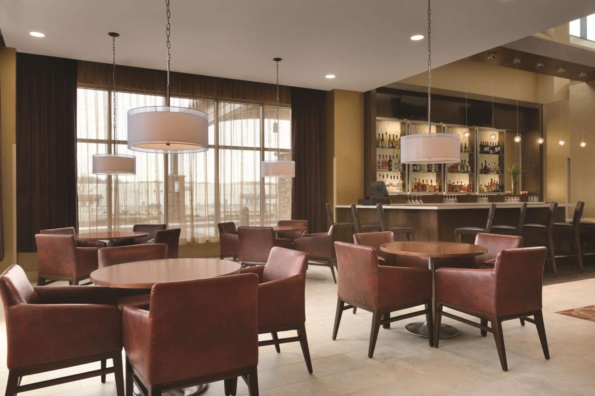 Embassy Suites By Hilton Akron Canton Airport North Canton Zewnętrze zdjęcie