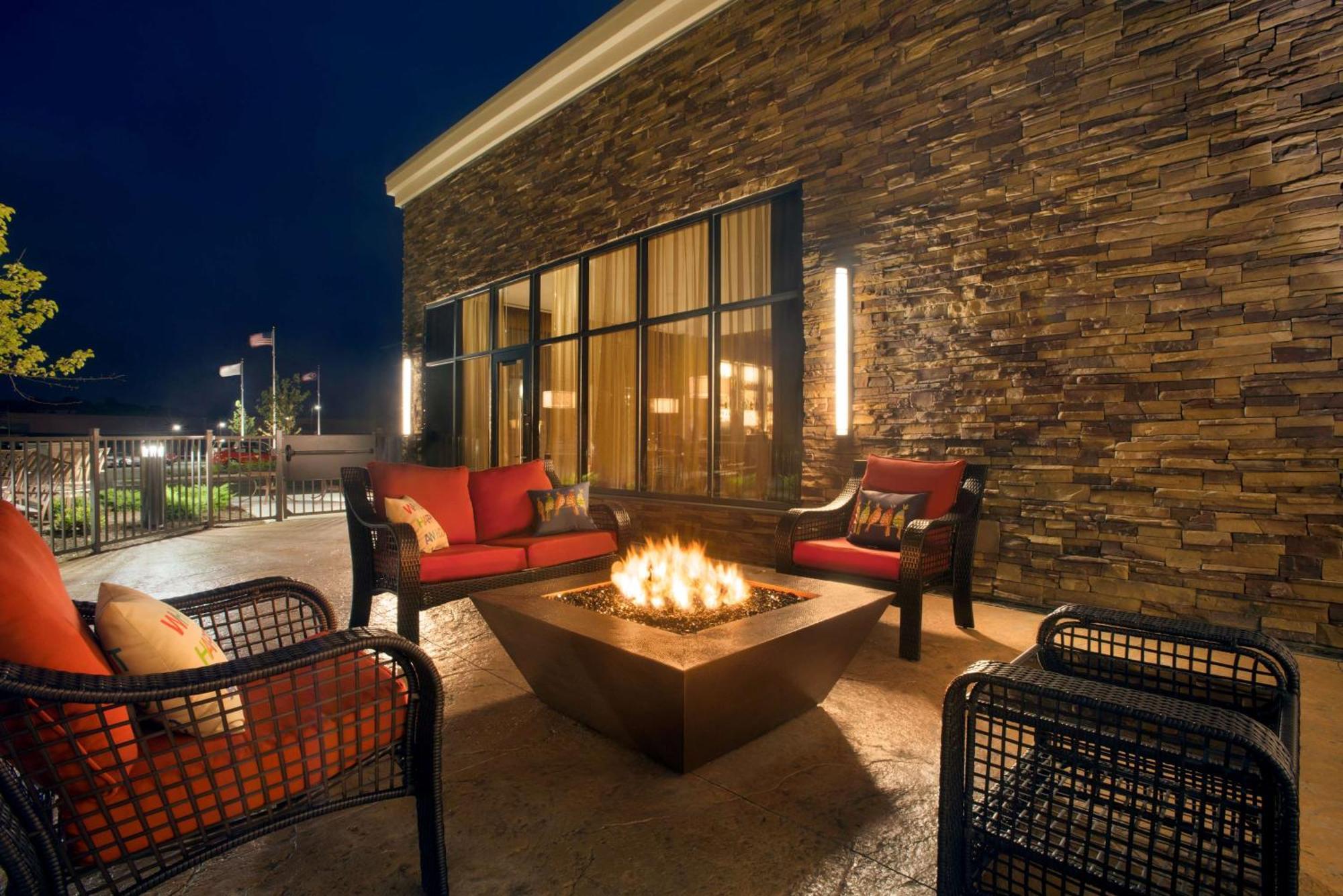 Embassy Suites By Hilton Akron Canton Airport North Canton Zewnętrze zdjęcie